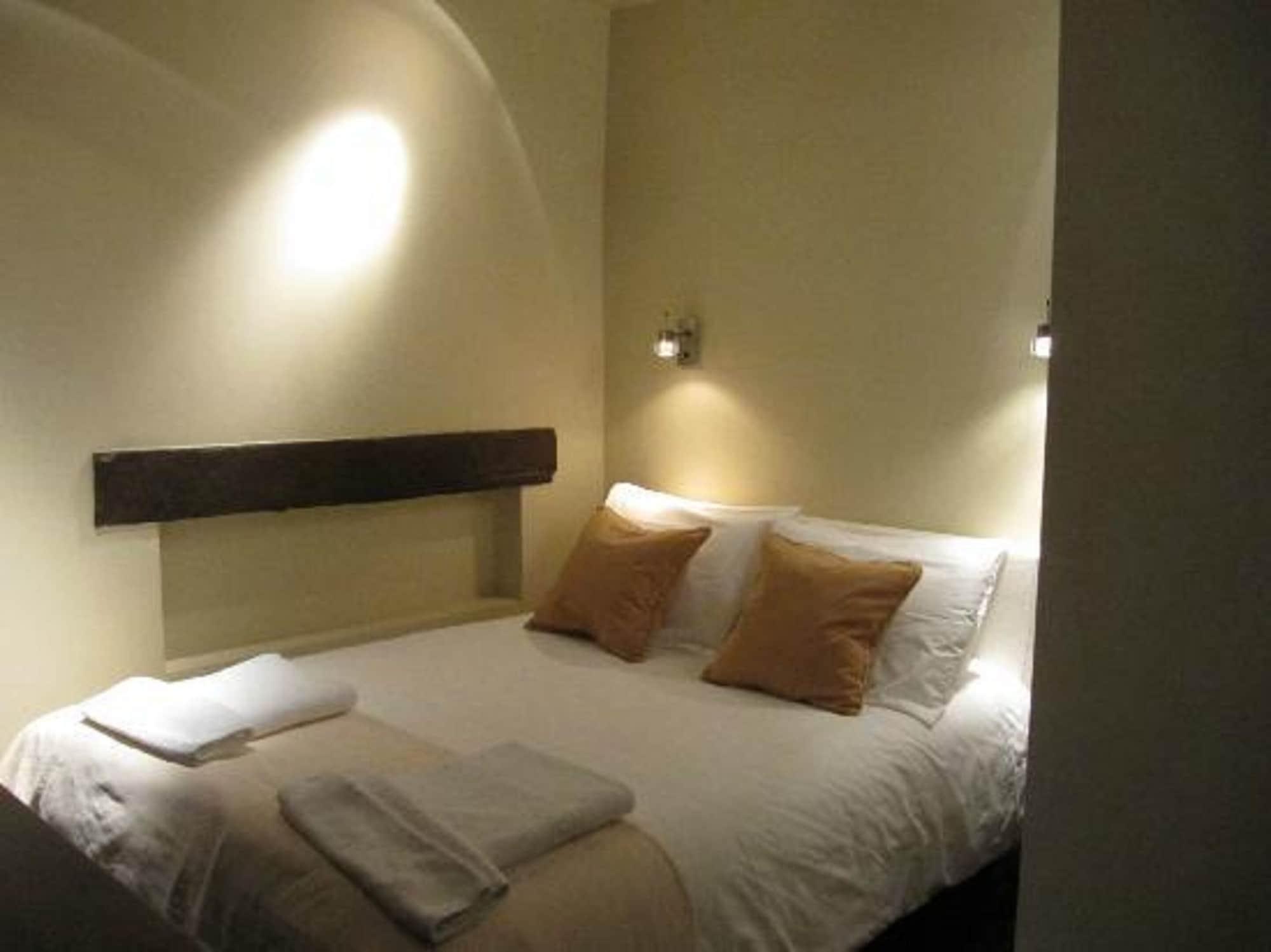 Boutique Hotel De La Place Des Vosges Paris Dış mekan fotoğraf