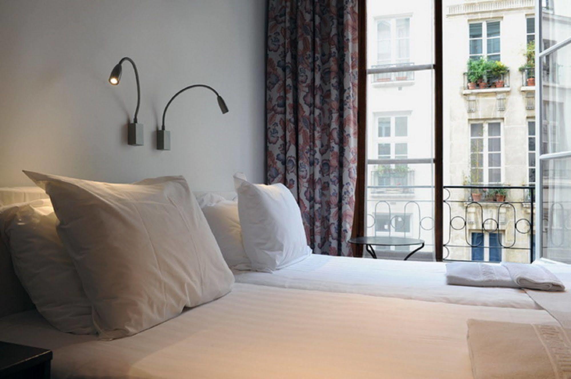 Boutique Hotel De La Place Des Vosges Paris Dış mekan fotoğraf